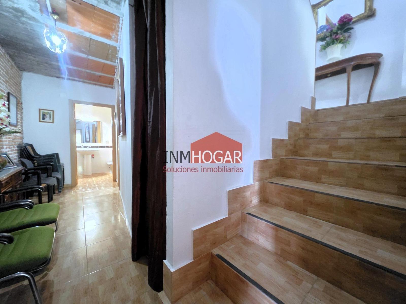 Chalet for Sale in Guisando