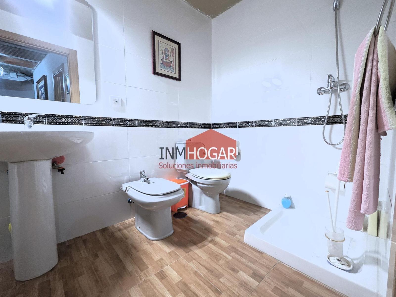 Chalet for Sale in Guisando