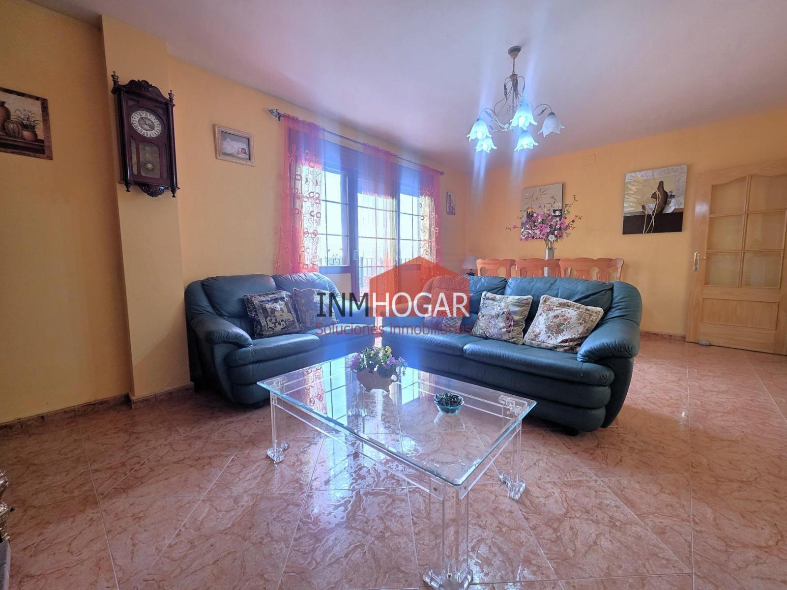 Chalet for Sale in Guisando
