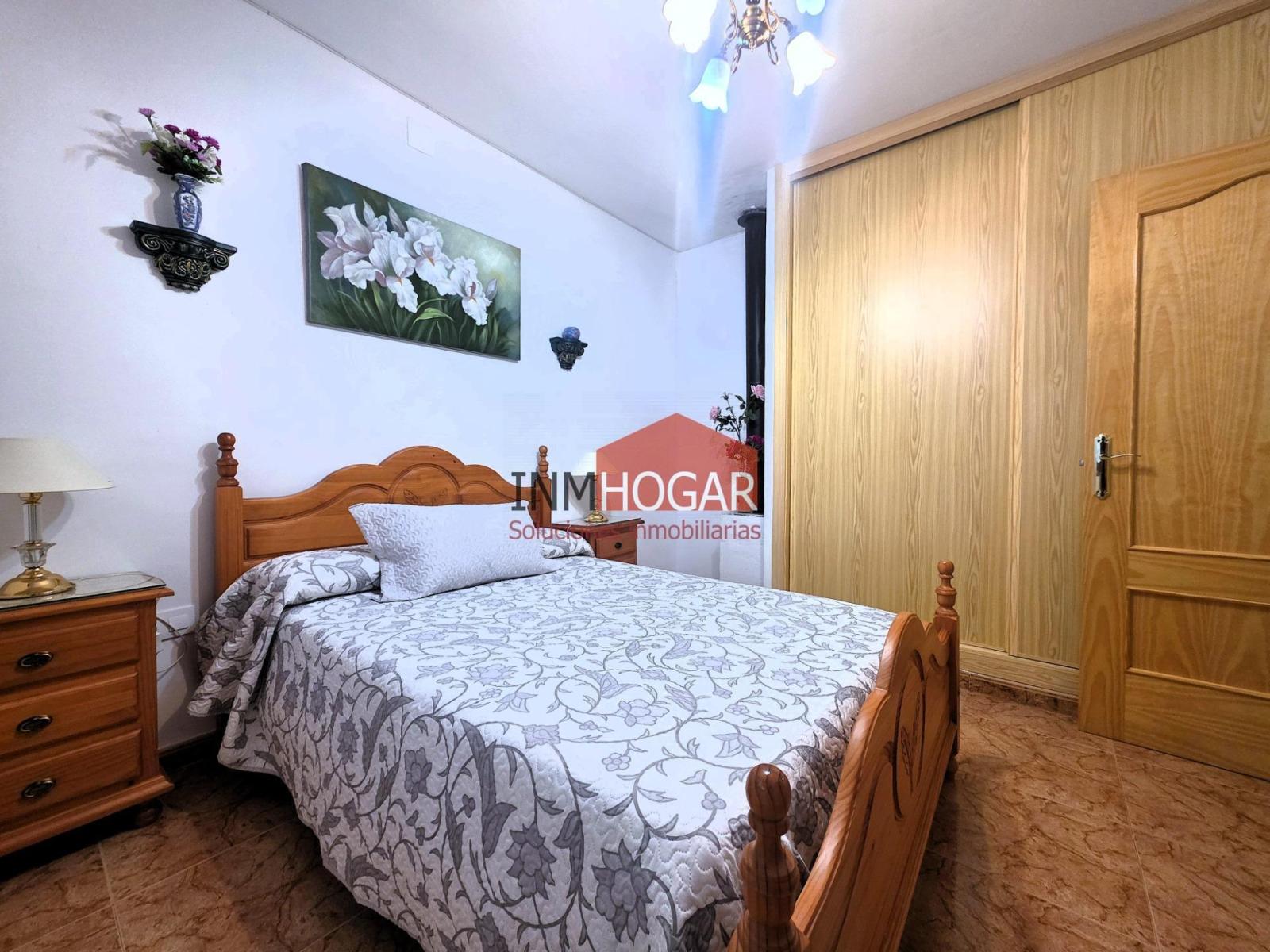 Chalet for Sale in Guisando