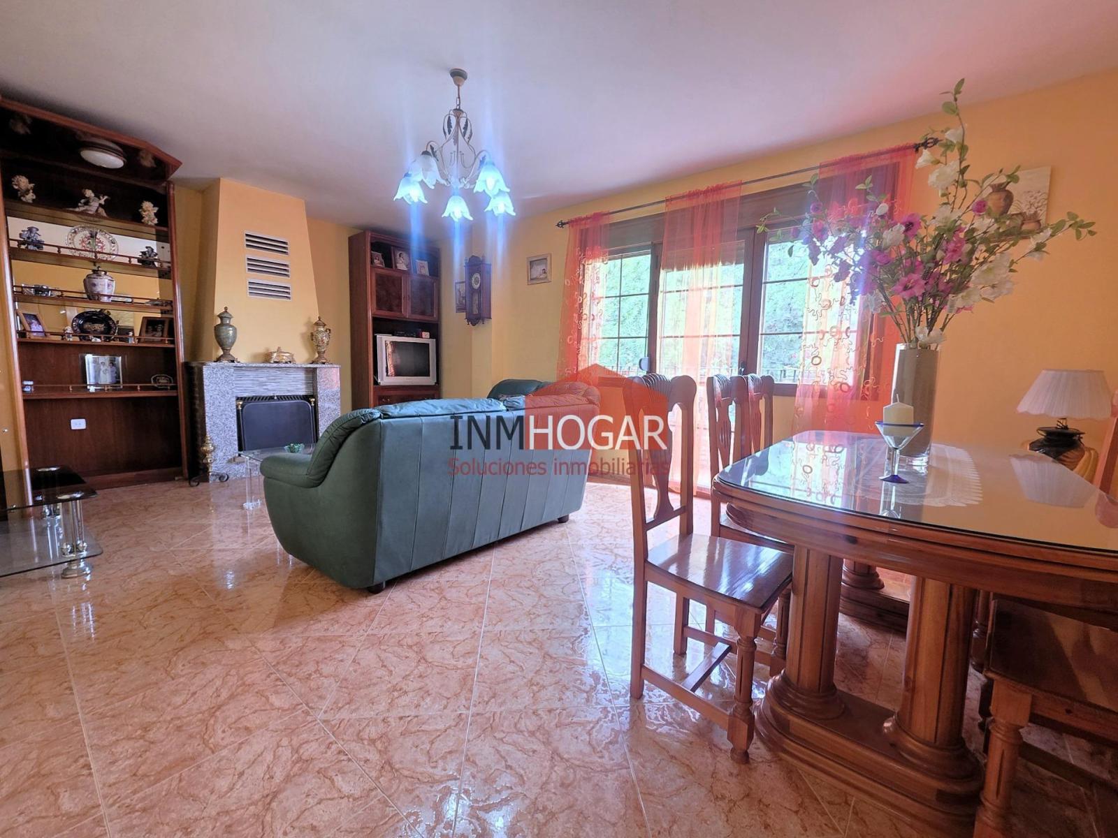 Chalet for Sale in Guisando
