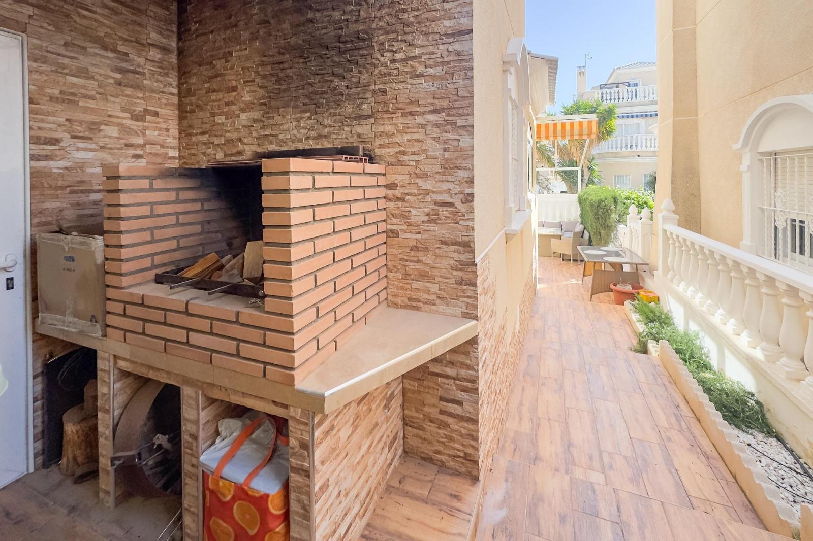 Villa en Venta en Orihuela