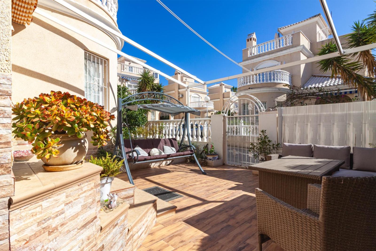 Villa en Venta en Orihuela