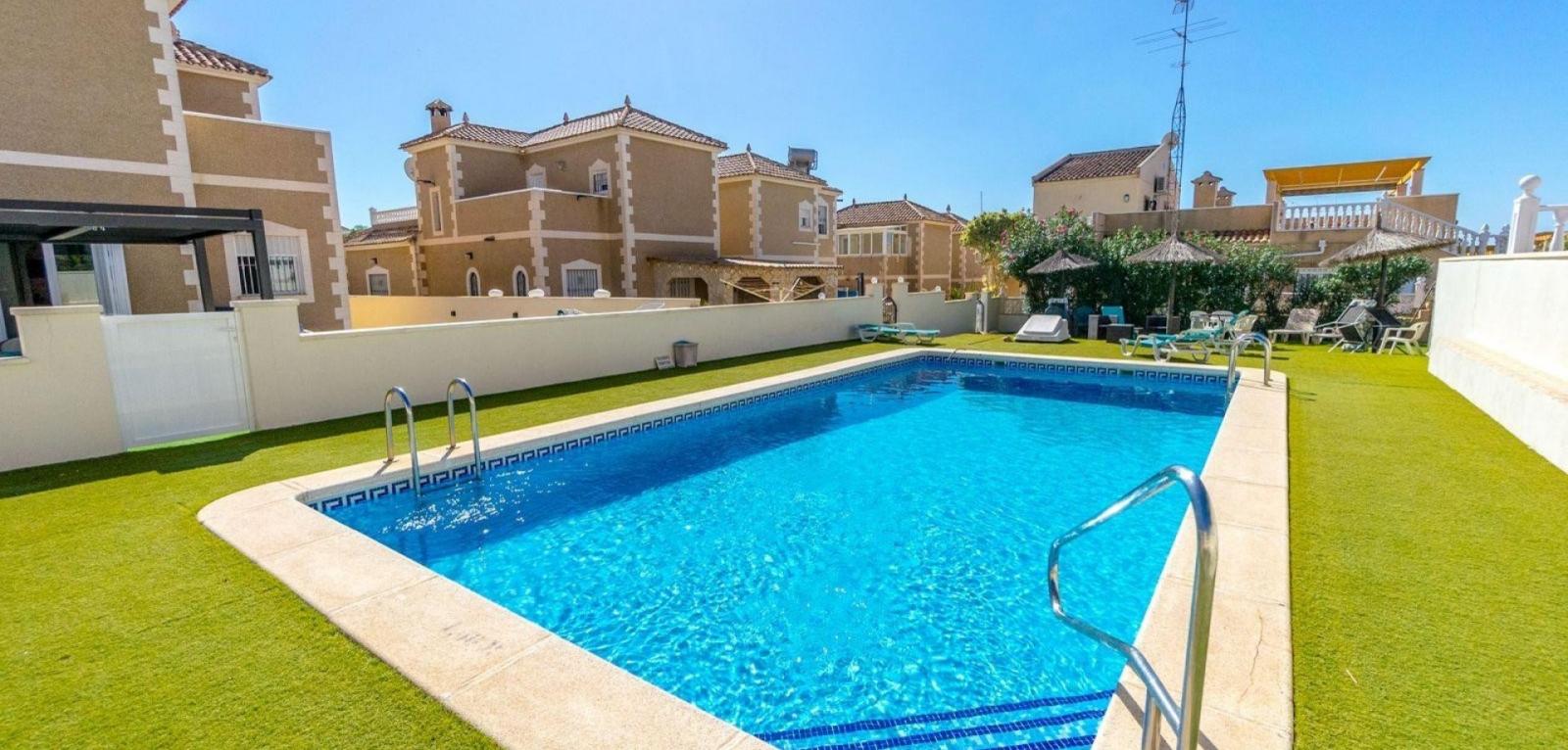 Villa en Venta en Orihuela