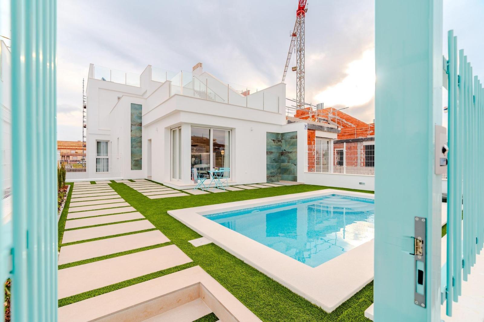 Villa for Sale in Los Alcázares