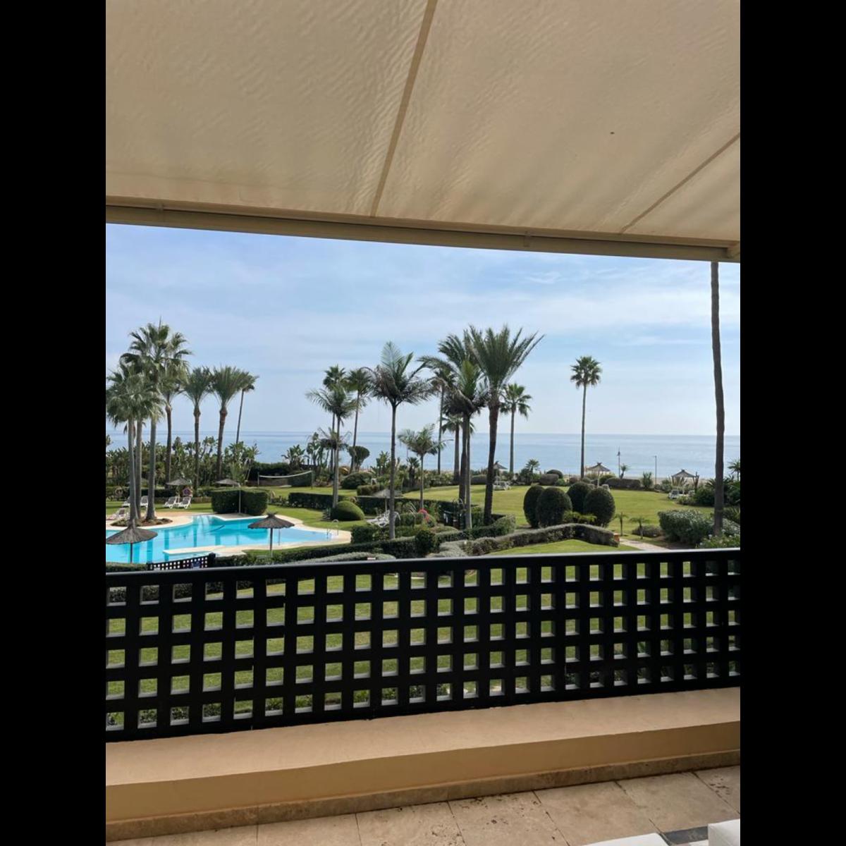 Apartamento en Venta en Estepona