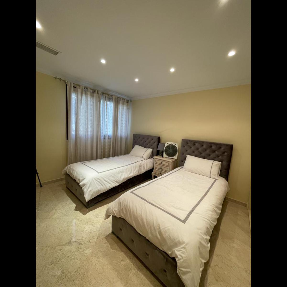 Apartamento en Venta en Estepona