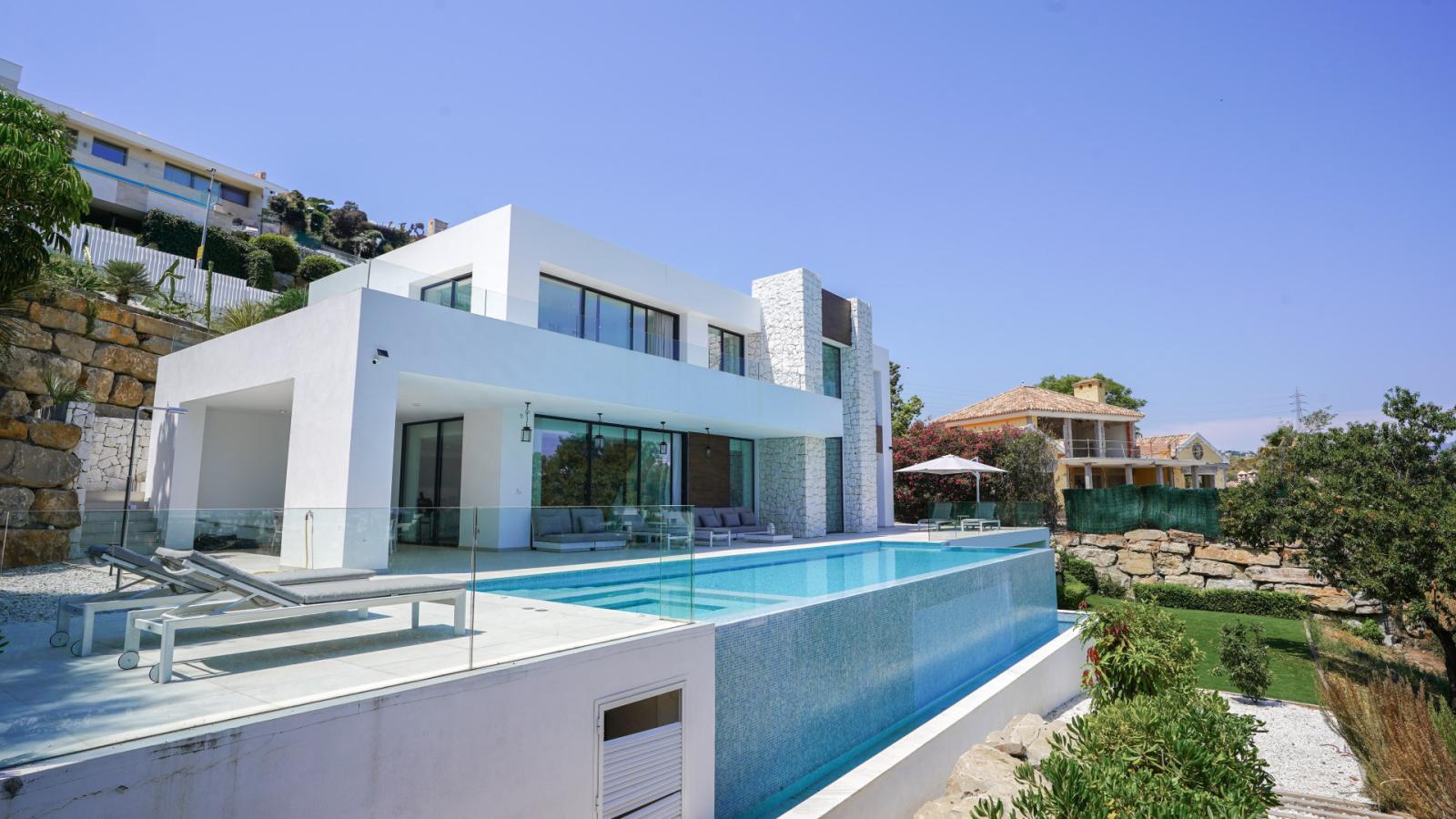 Villa for Holiday Rental in Benahavís