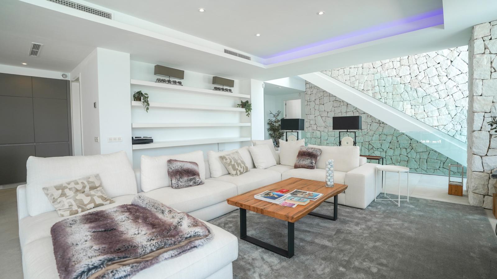 Villa for Holiday Rental in Benahavís