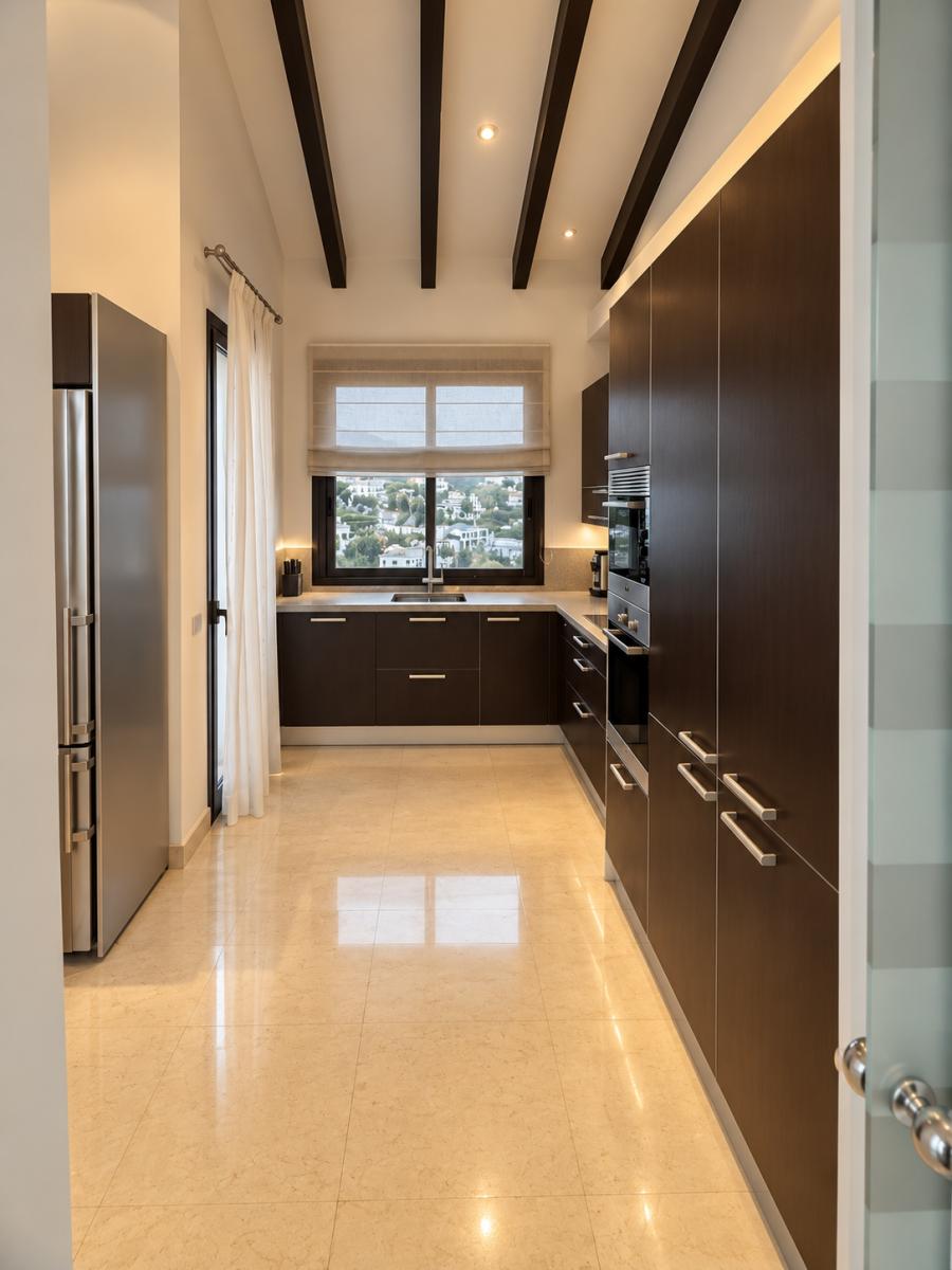 Penthouse for Rent in Benahavís