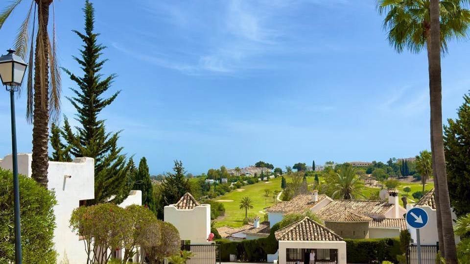 Penthouse for Rent in Benahavís
