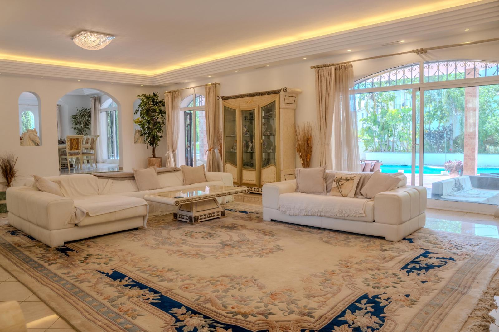 Villa for Sale in Benahavís