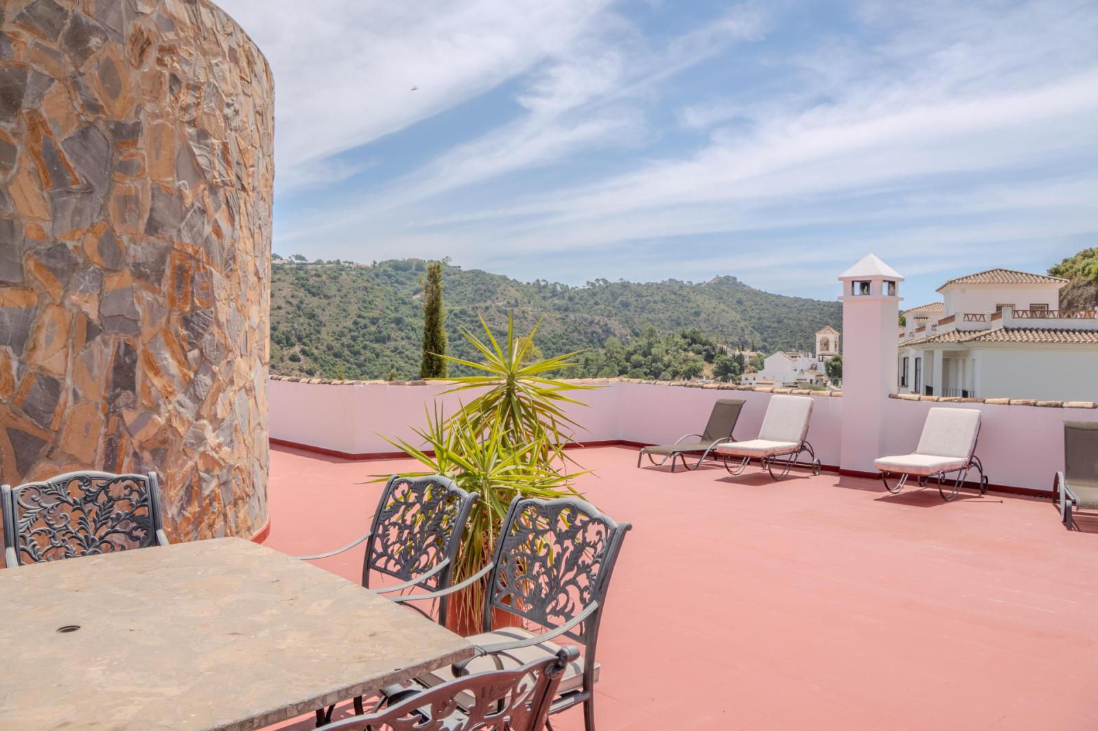 Villa for Sale in Benahavís