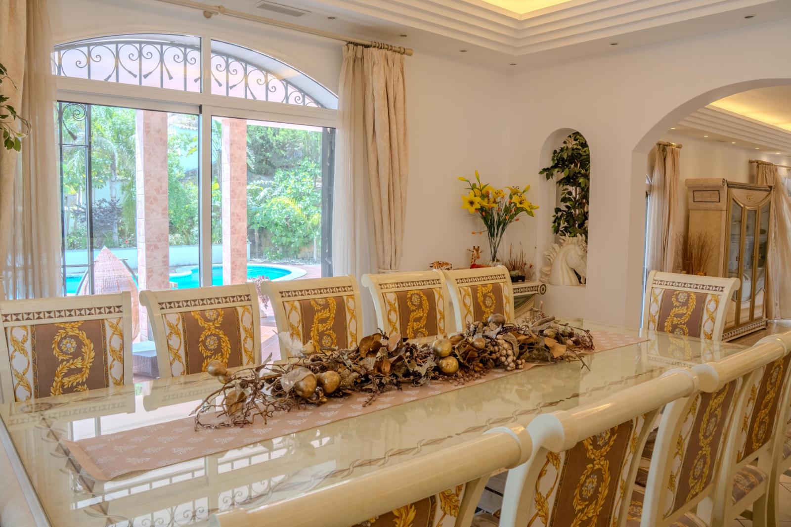 Villa for Sale in Benahavís