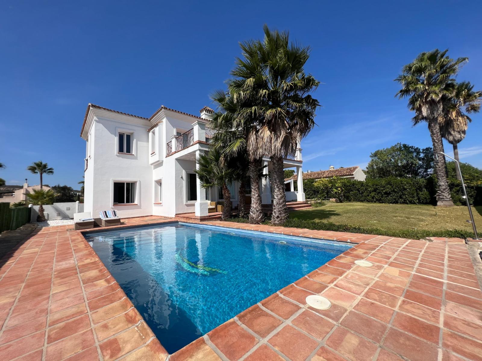 Villa for Rent in Manilva