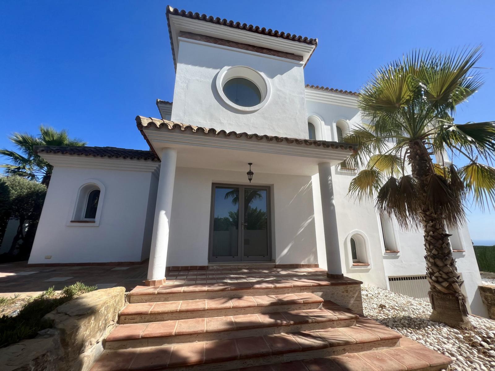 Villa for Rent in Manilva