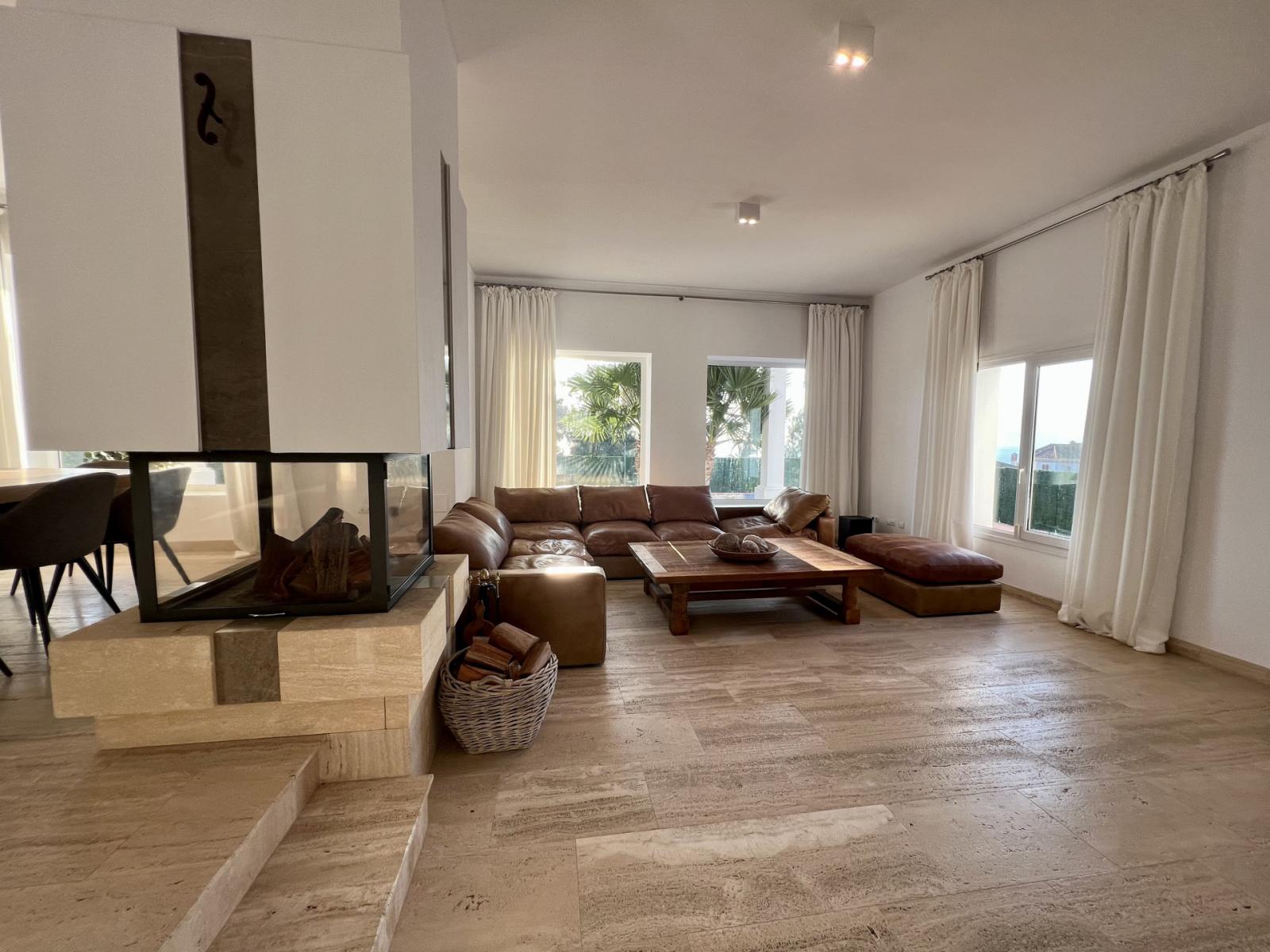Villa for Rent in Manilva
