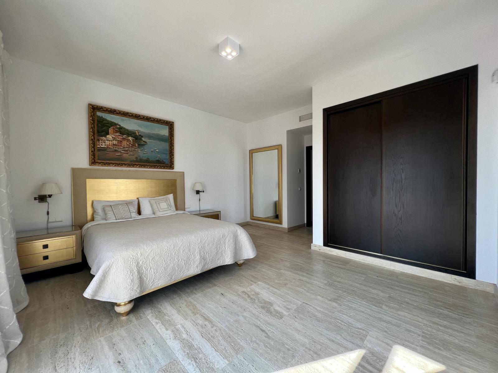 Villa for Rent in Manilva