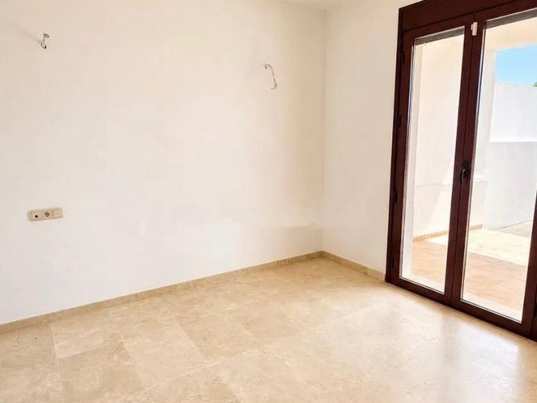 Villa for Sale in Casares