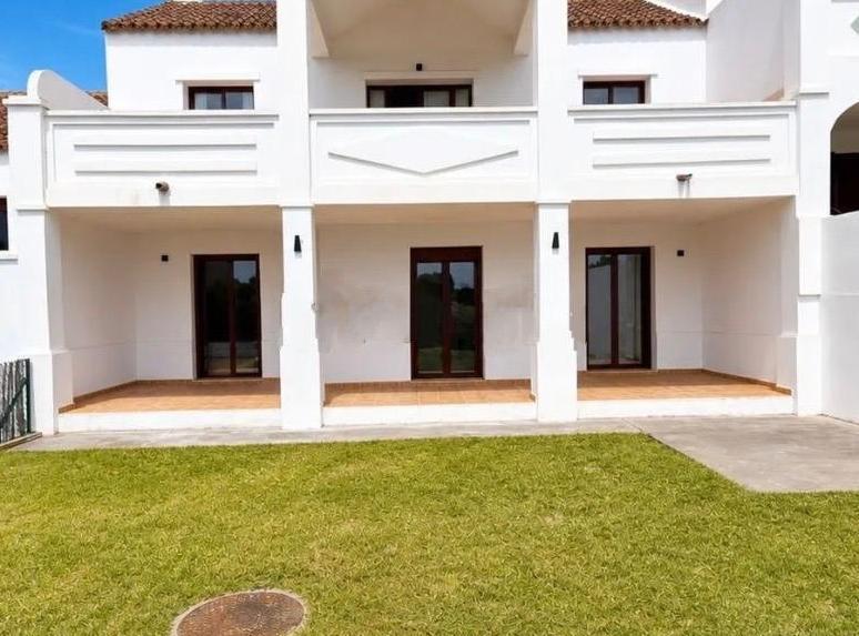 Villa for Sale in Casares