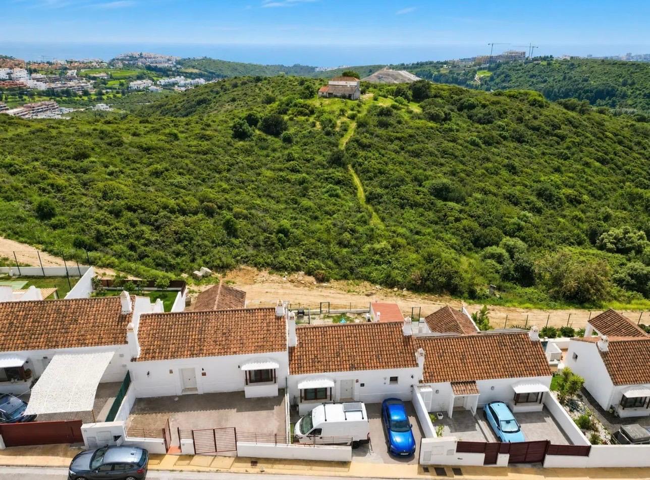 Villa for Sale in Casares