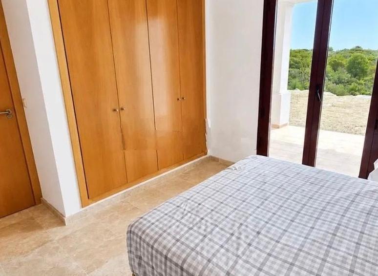 Villa for Sale in Casares