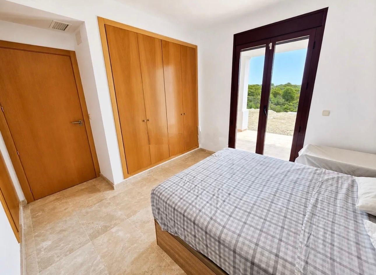 Villa for Sale in Casares