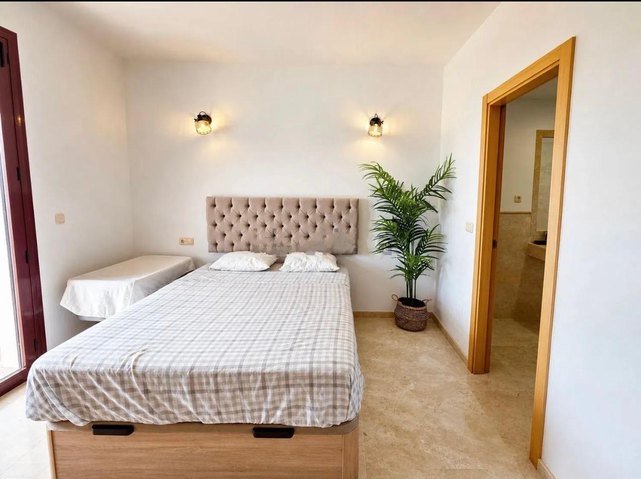 Villa for Sale in Casares
