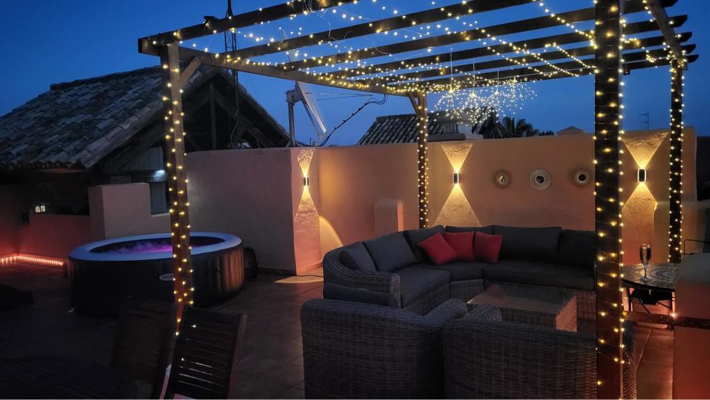Penthouse for Rent in Casares