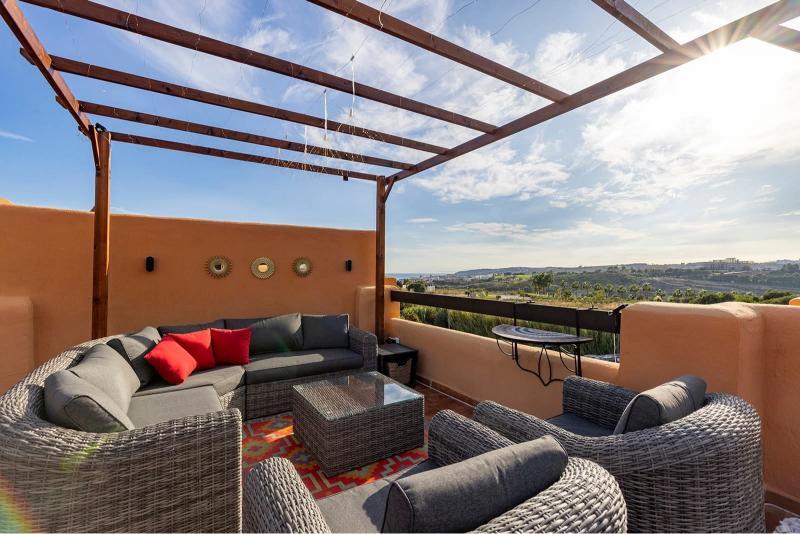 Penthouse for Rent in Casares