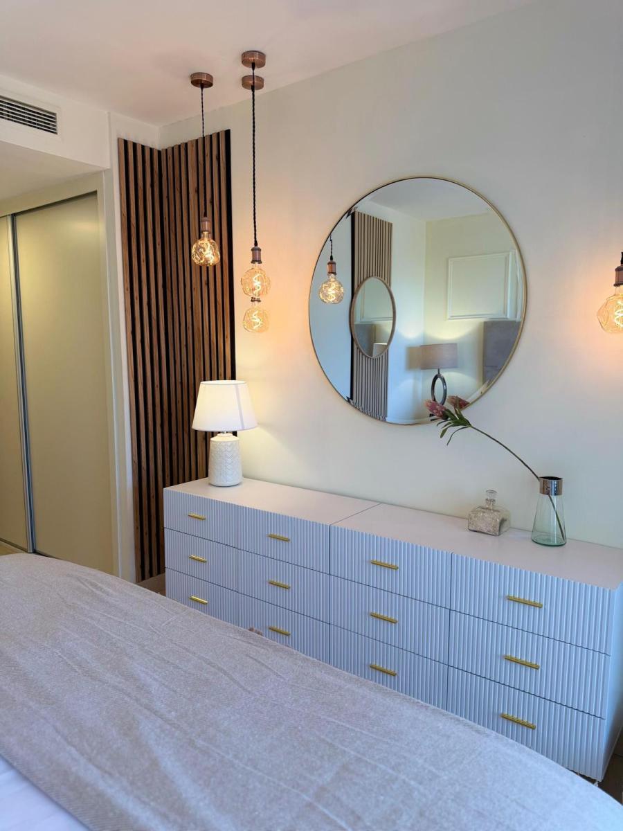 Apartment for Rent in Benahavís