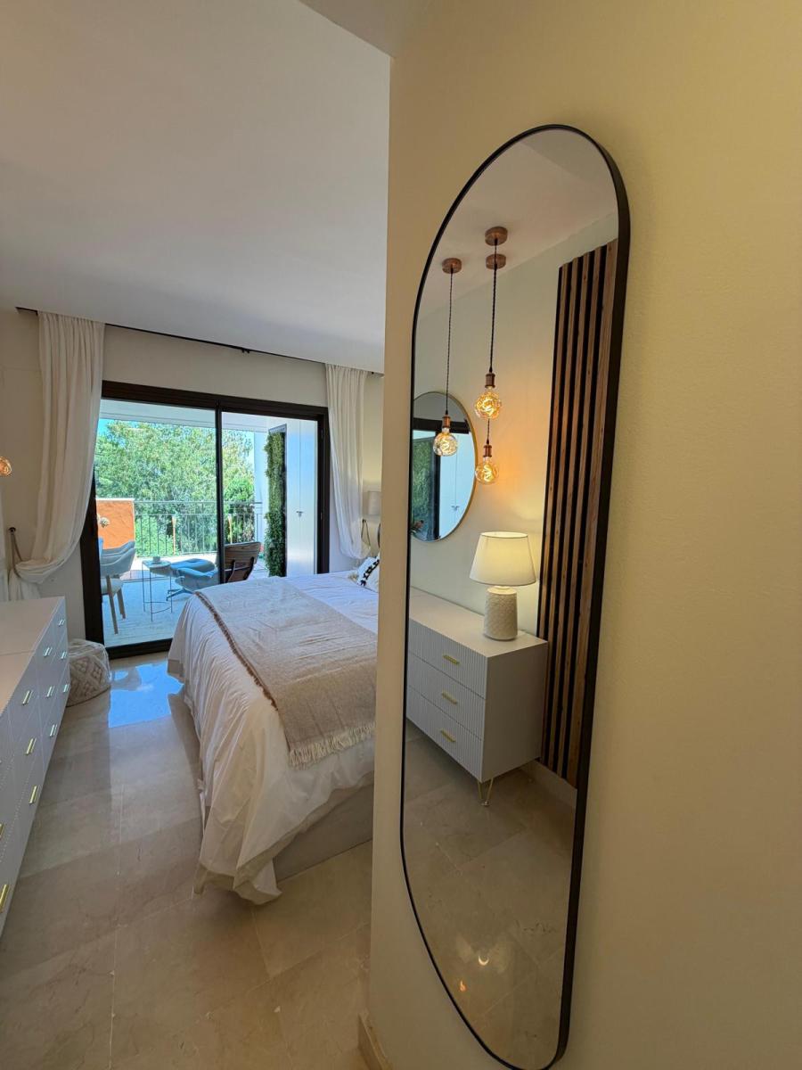 Apartment for Rent in Benahavís
