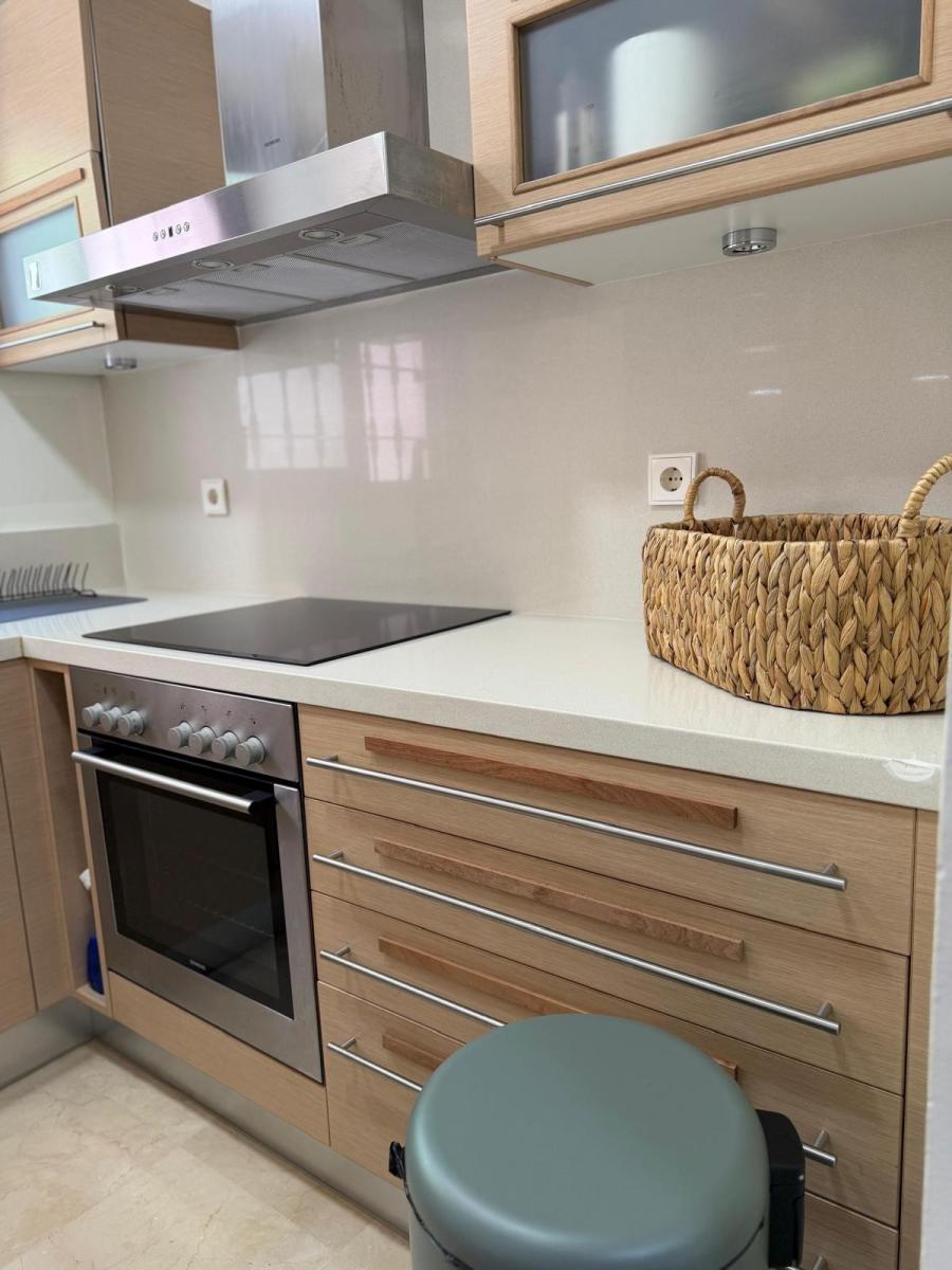Apartment for Rent in Benahavís