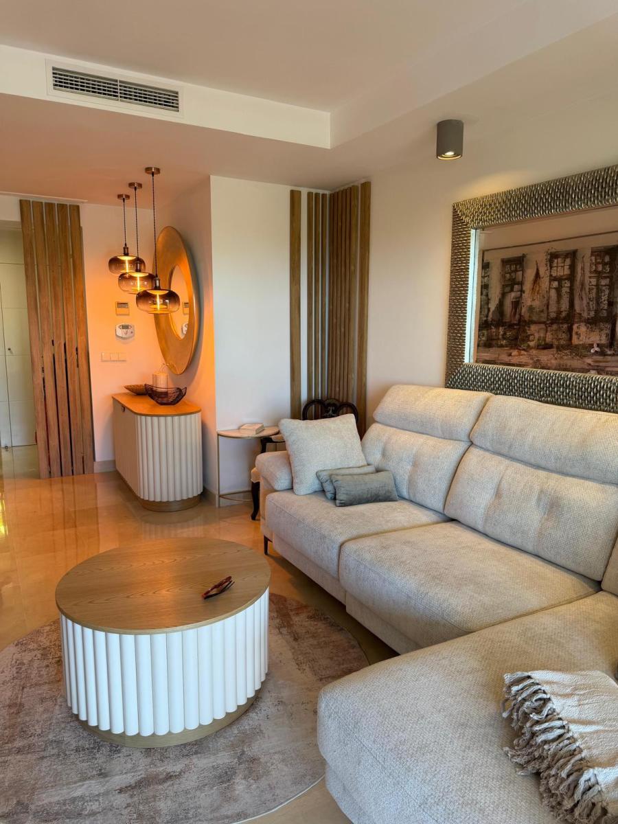 Apartment for Rent in Benahavís