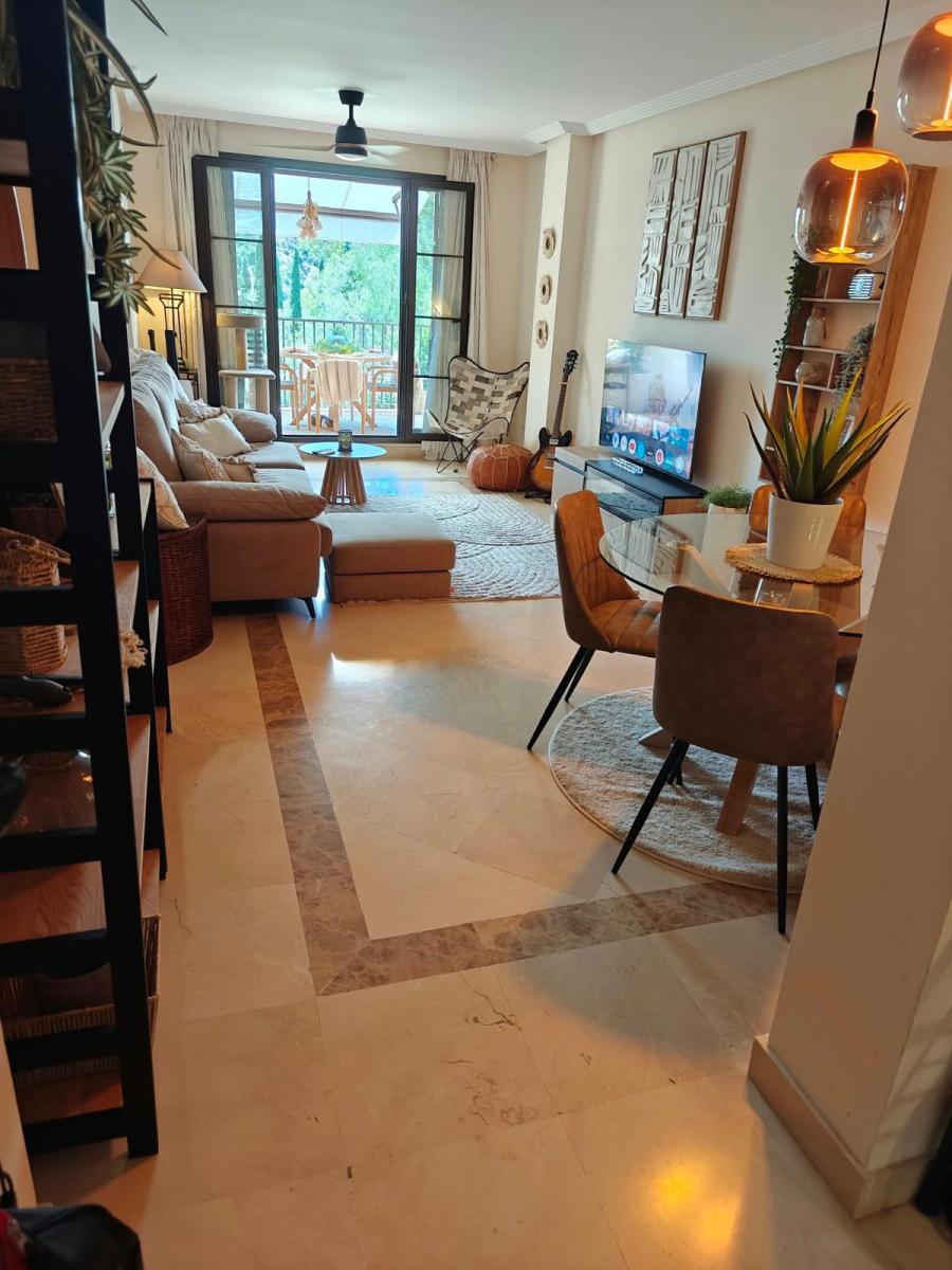 Apartment for Rent in Benahavís