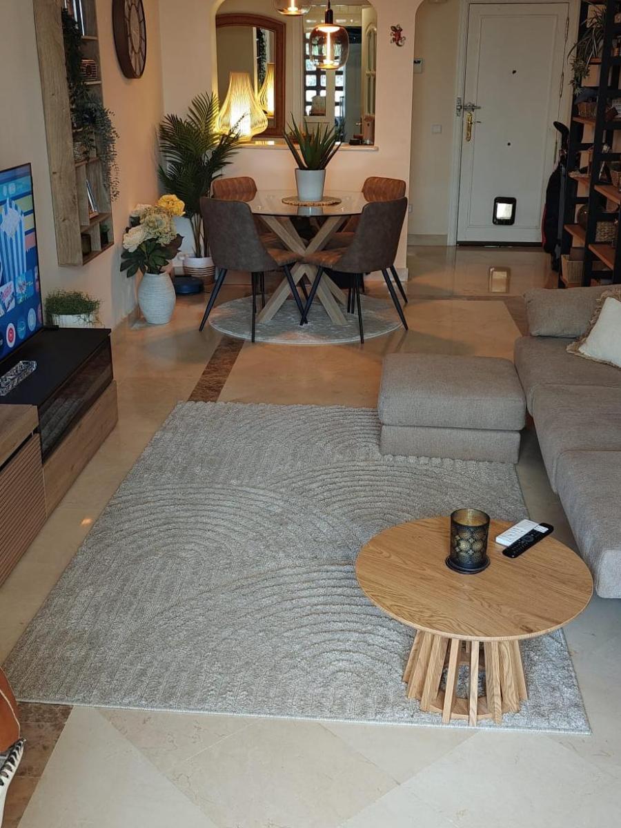 Apartment for Rent in Benahavís