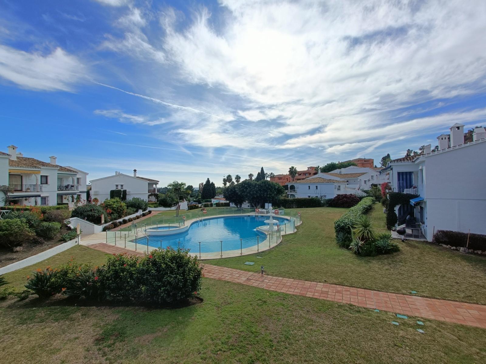 Apartment for Rent in Benahavís