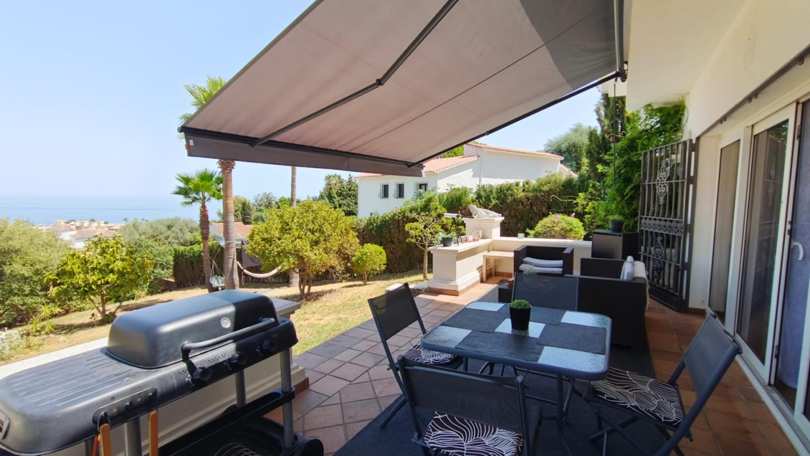 Villa for Rent in Estepona