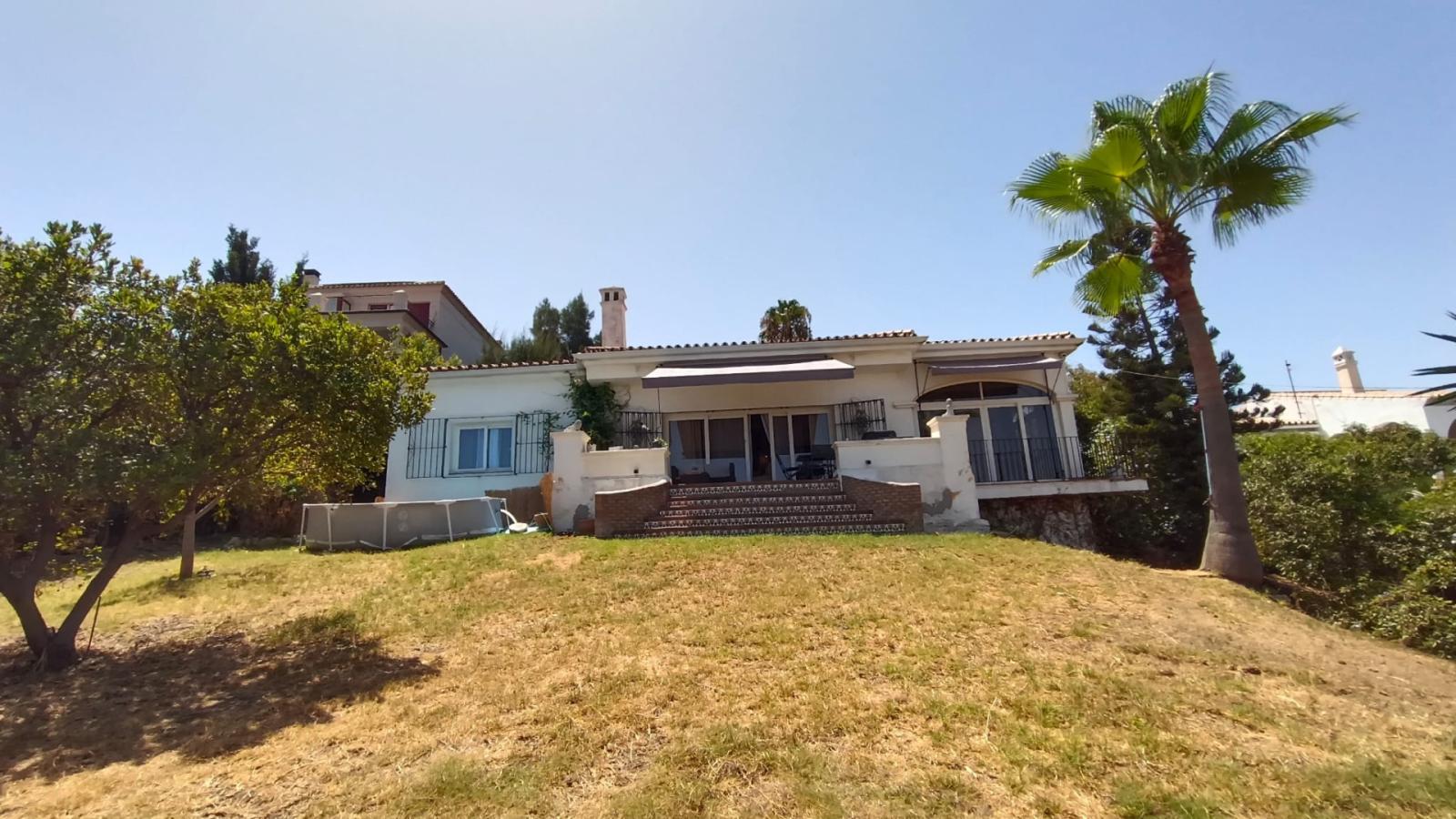 Villa for Rent in Estepona