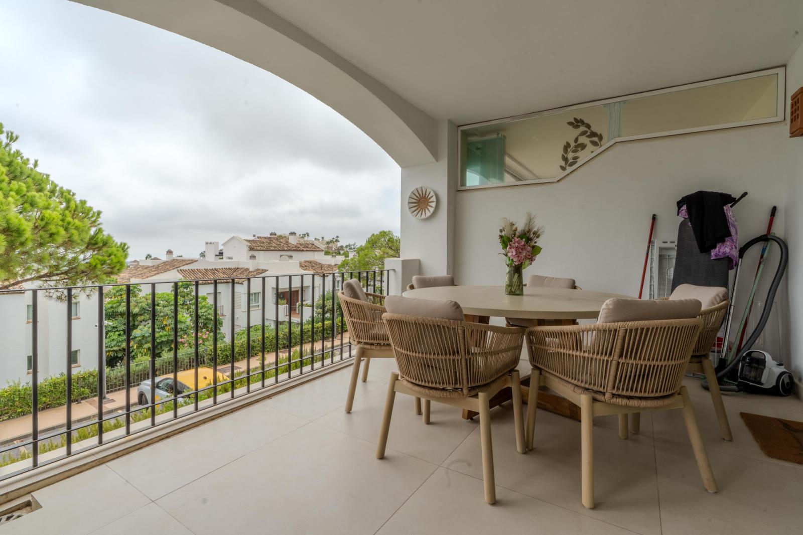Apartment for Rent in Benahavís