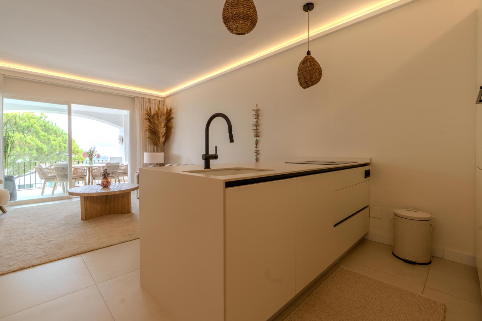Apartment for Rent in Benahavís