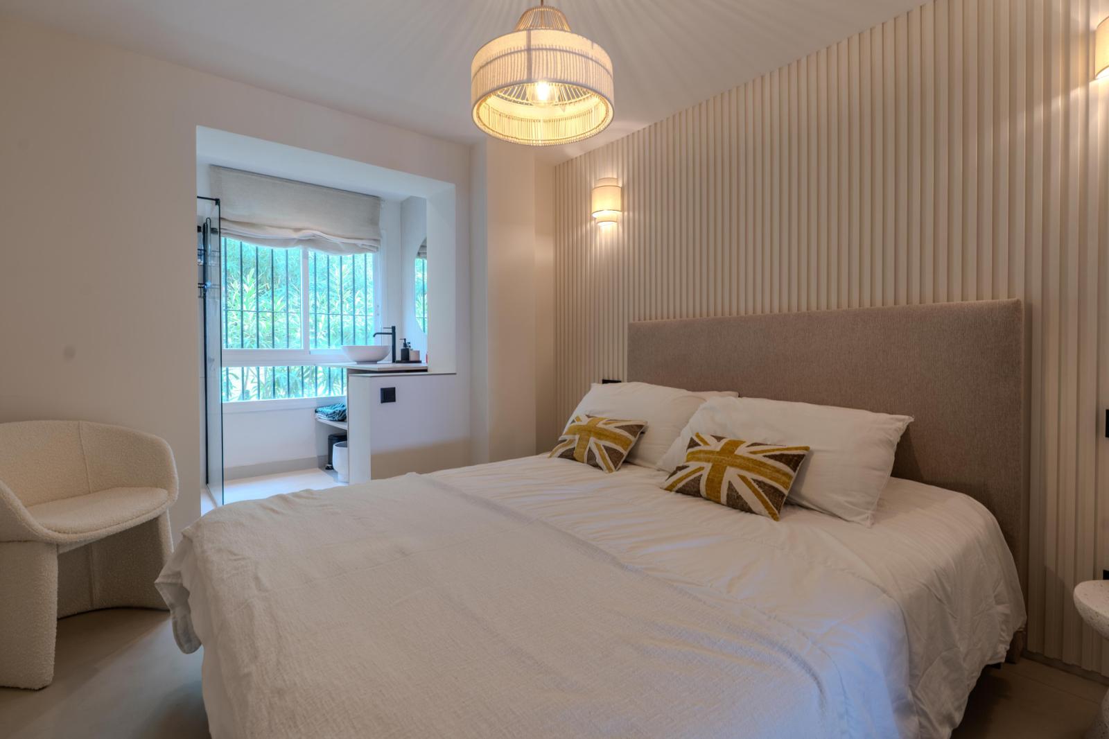 Apartment for Rent in Benahavís