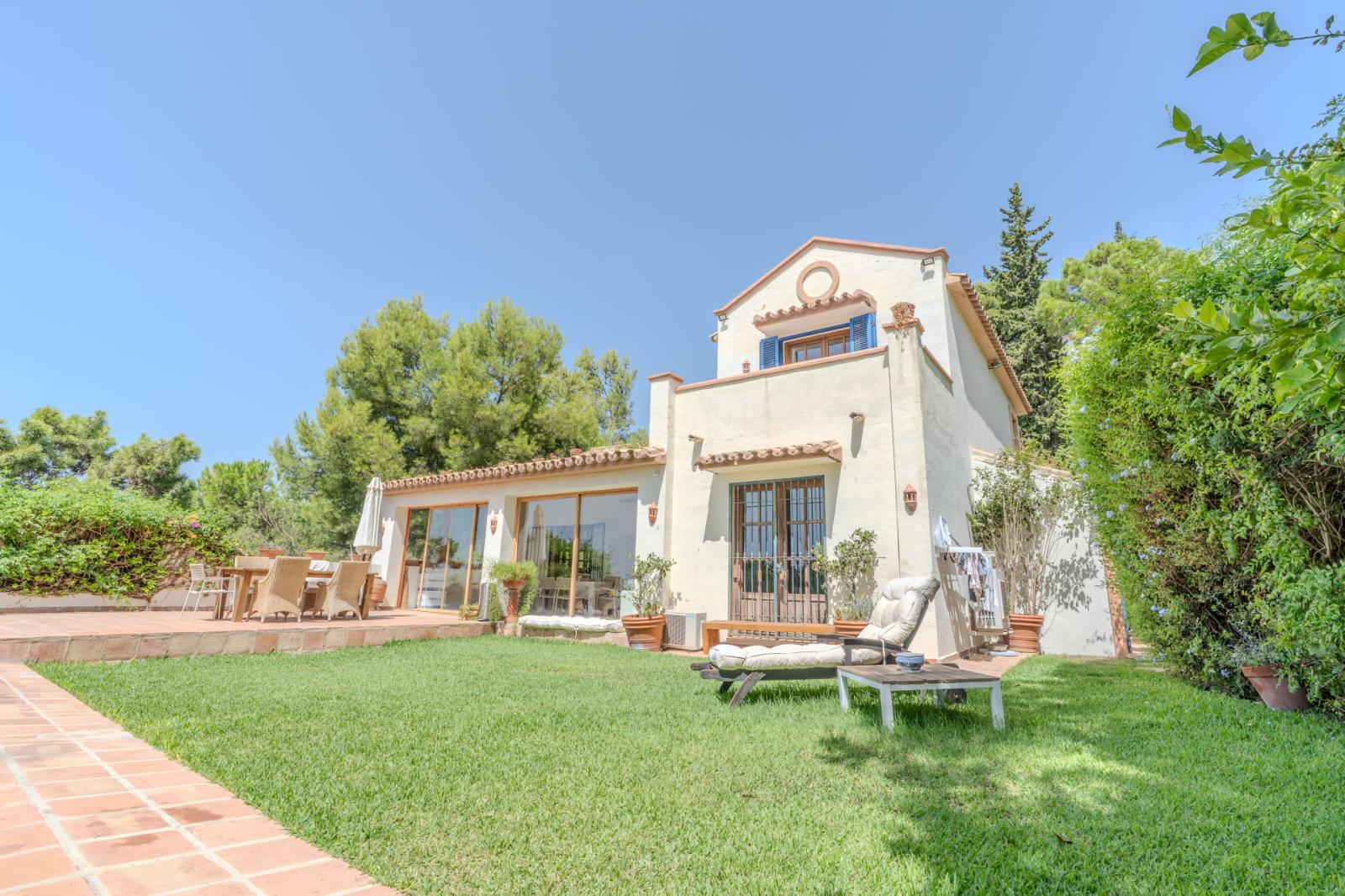 Villa for Rent in Benahavís