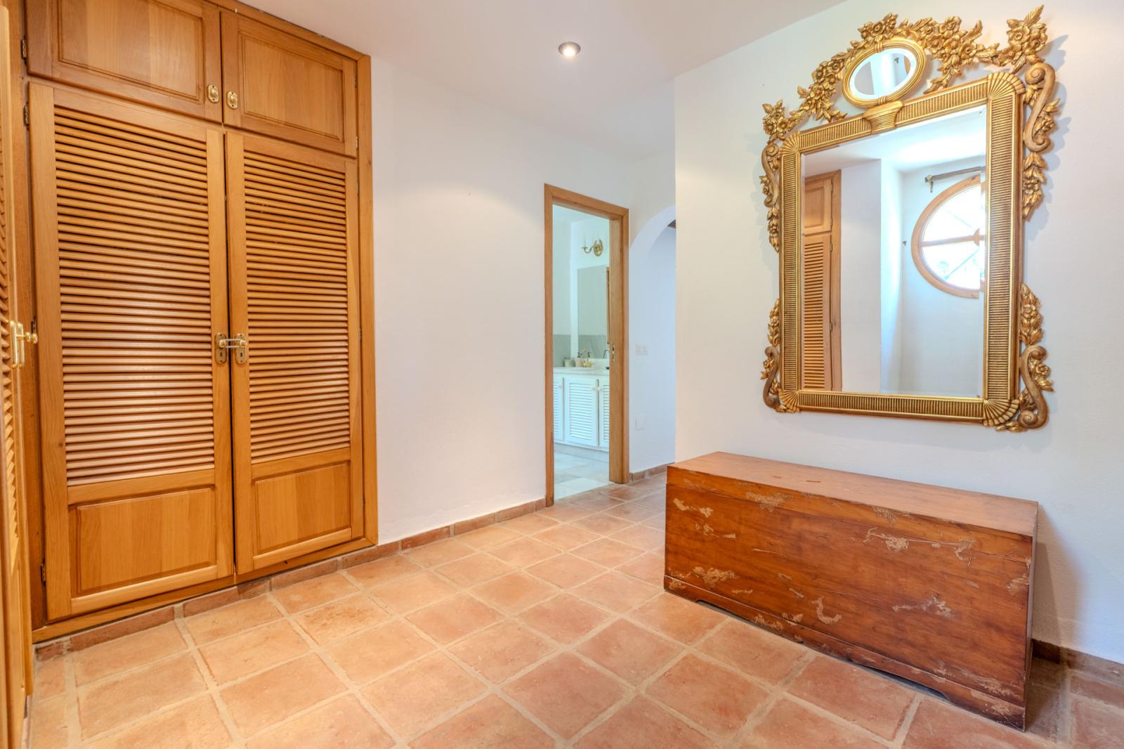 Villa for Rent in Benahavís