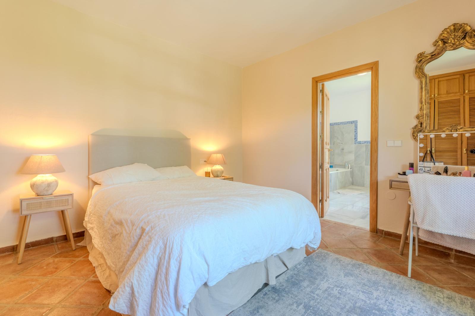 Villa for Rent in Benahavís