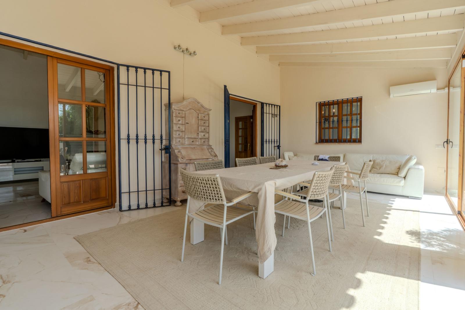 Villa for Rent in Benahavís
