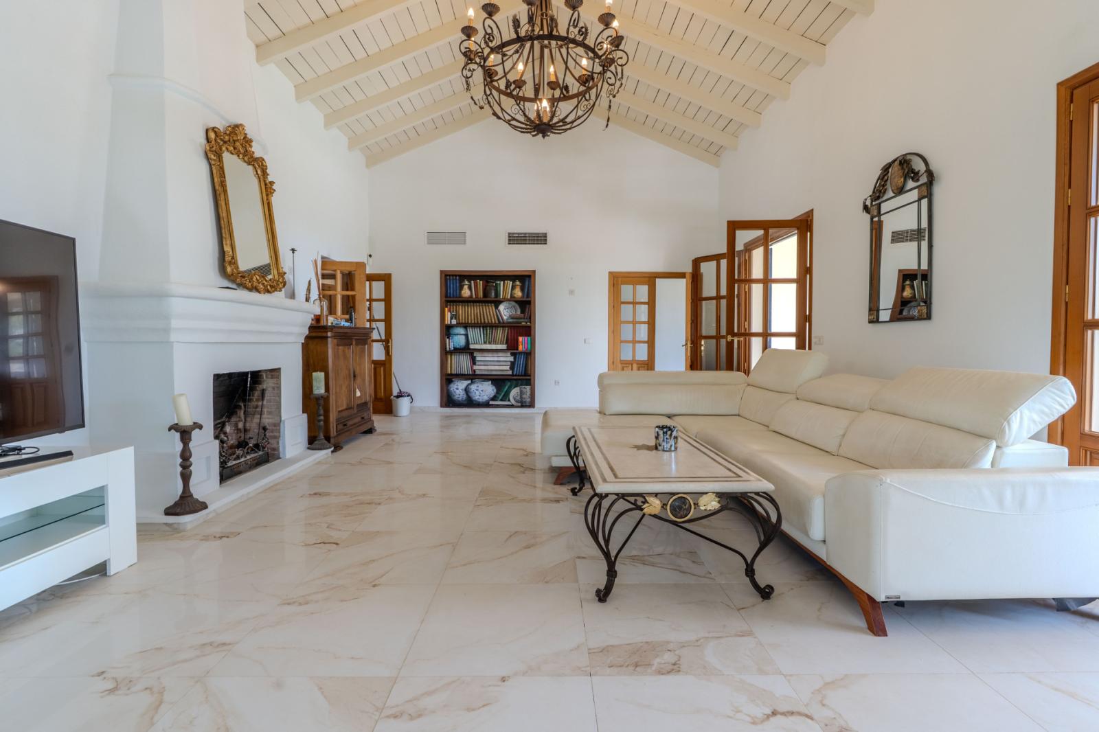 Villa for Rent in Benahavís