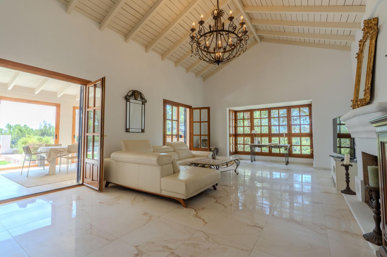 Villa for Rent in Benahavís