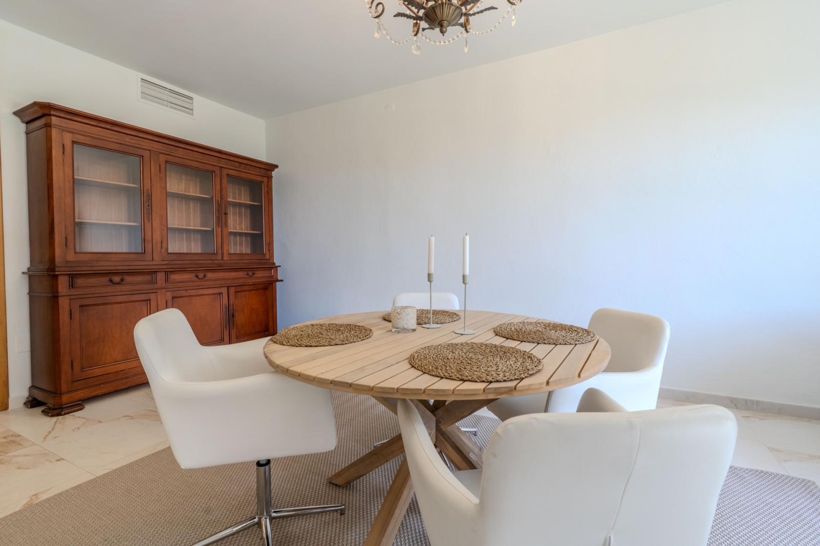 Villa for Rent in Benahavís