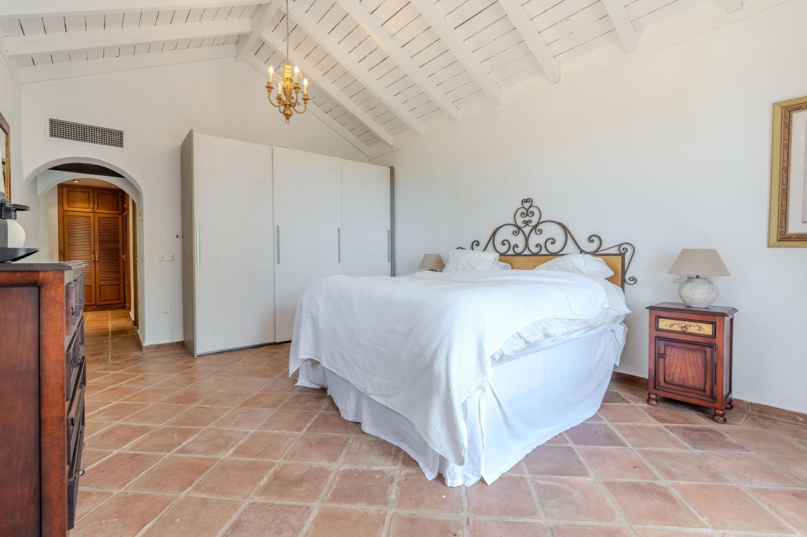 Villa for Rent in Benahavís